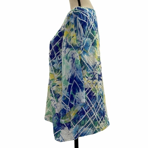 SHARKBITE Floral Multicolor 3/4 Sleeve Blouse - Picture 4 of 13